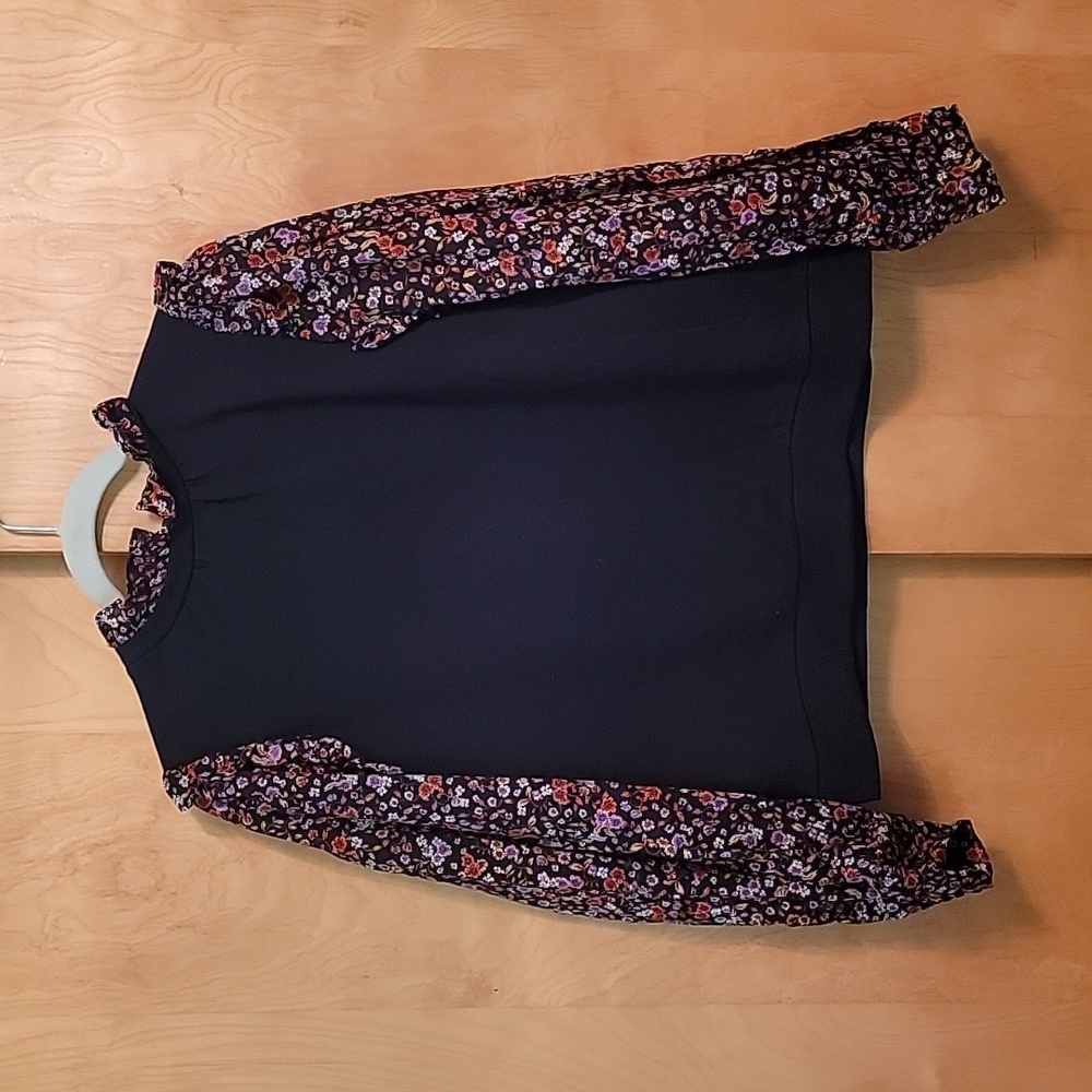 Who What Wear Long Floral Sleeve Shirt
